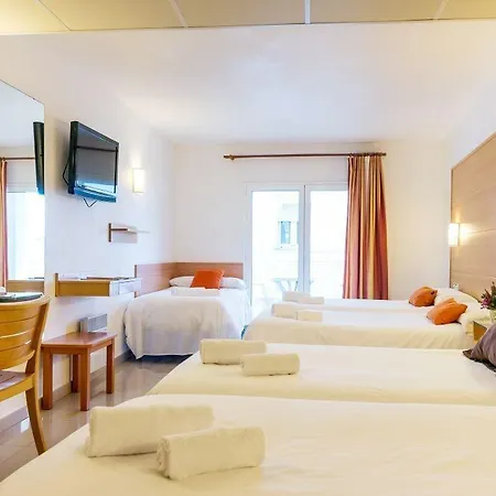Hotel & Diving Les Illes