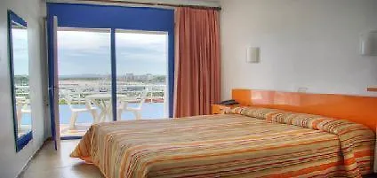 Hotel & Diving Les Illes 3*