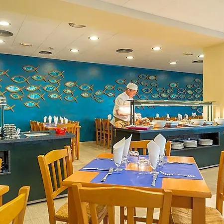 Hotel & Diving Les Illes 3*