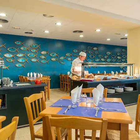 Hotel & Diving Les Illes 3*