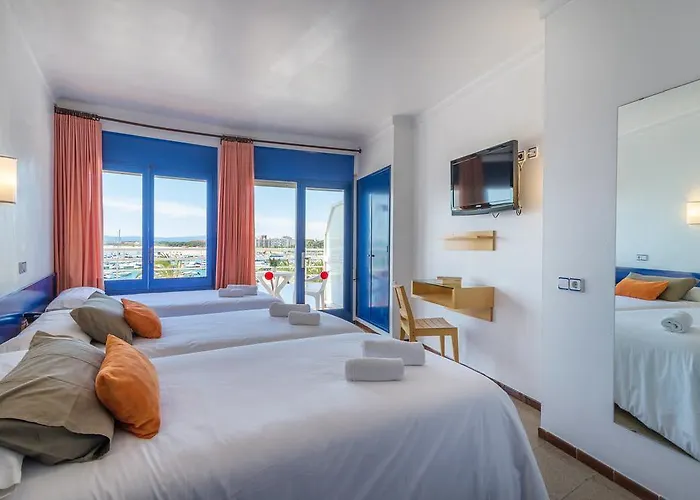 & Diving Les Illes 3*