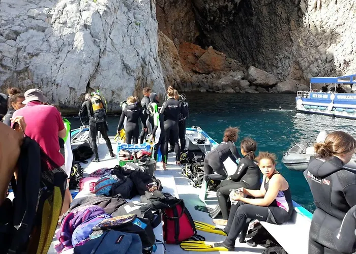 Отель & Diving Les Illes 3*