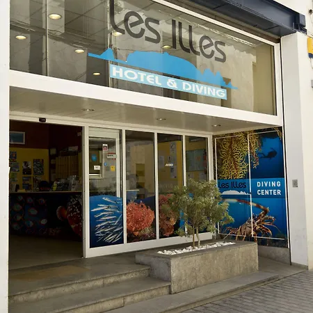 利阿里潜水酒店 酒店 埃斯塔蒂特